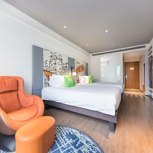 Zimmer mit zwei Einzelbetten